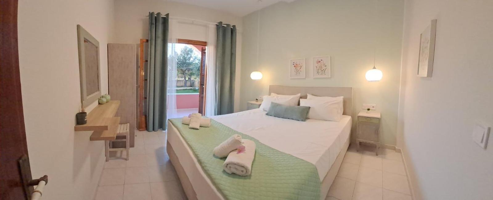 Olga'S Garden Apartments Almiros Beach 外观 照片