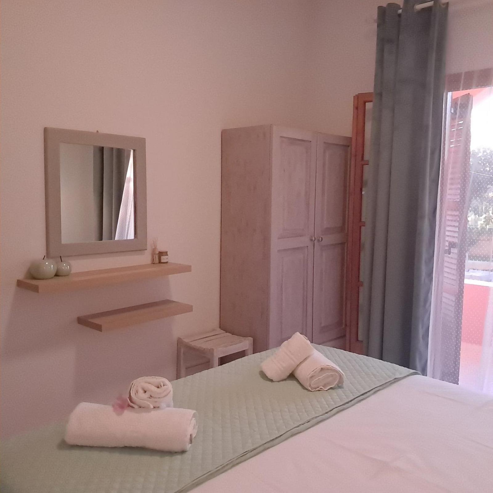 Olga'S Garden Apartments Almiros Beach 外观 照片